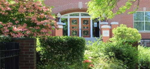 The Nease Library at Eastern Nazarene College